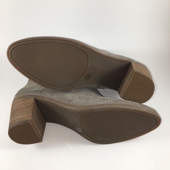 💥𝐋𝐚𝐬𝐭 𝐜𝐡𝐚𝐧𝐜𝐞 Lucky Brand Ankle Bootie - Picture 6 of 7